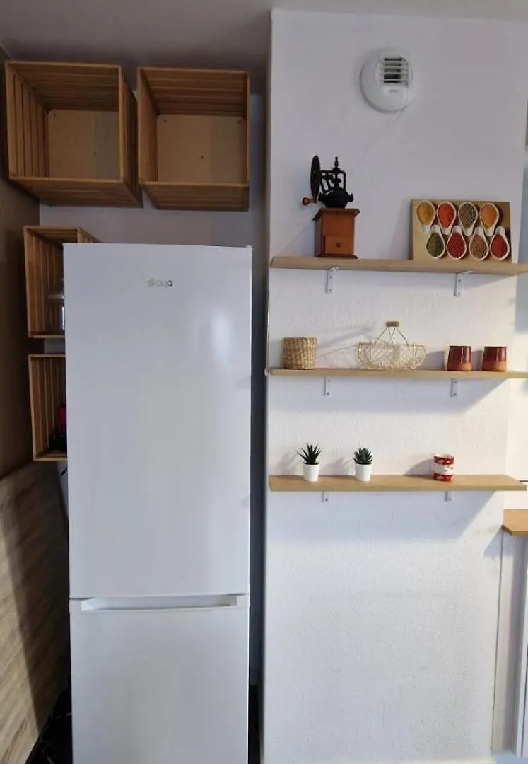 Le Cocon Apartman Thonon-les-Bains 0*,  Franciaország
